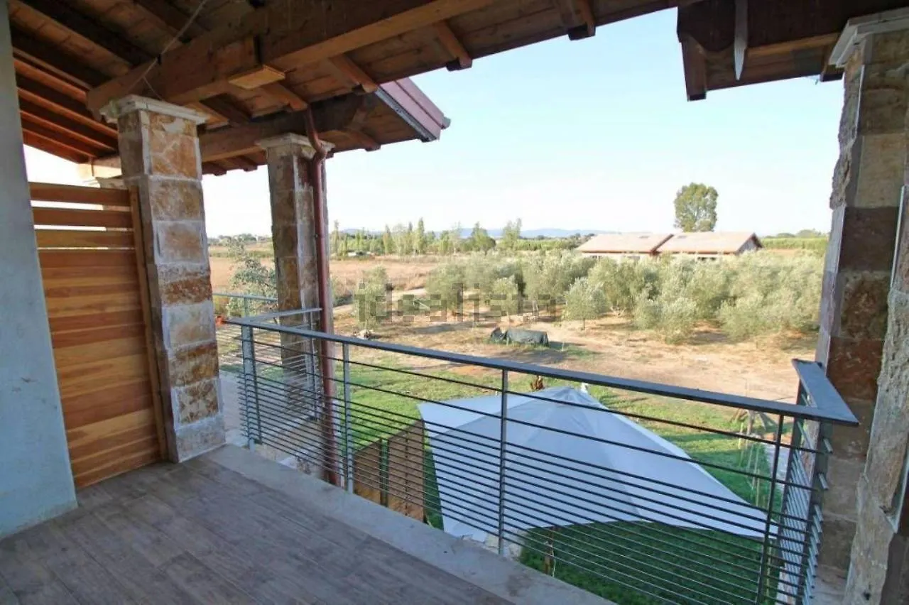 Relais Fiori D'Ulivo Villa Pescia Romana Italy