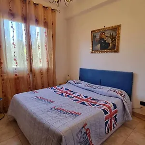 Immersa Nel Dell Etna , Piedimonte Etneo Italia
